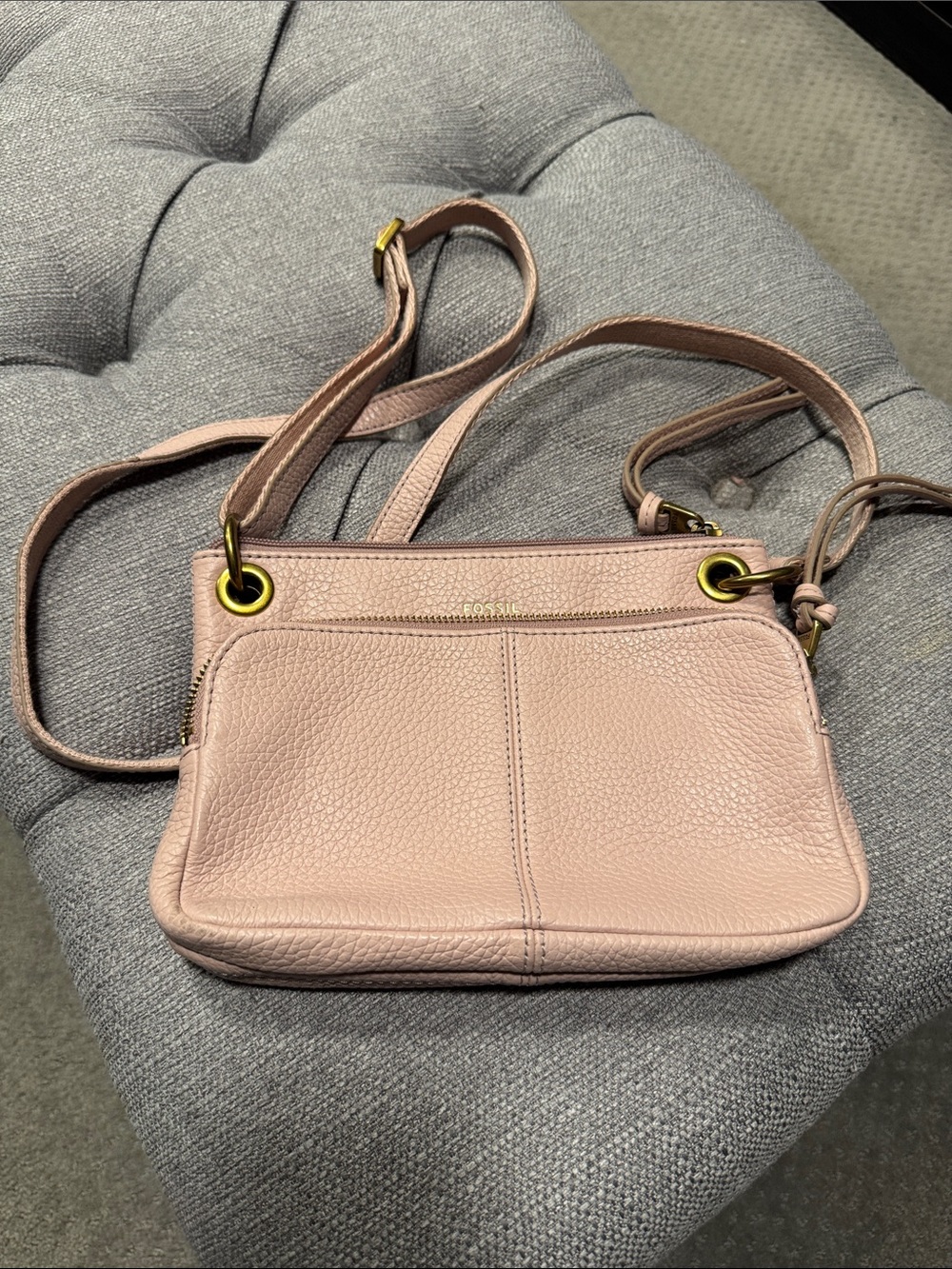 Fossil Pink Pebbled Leather Crossbody Bag with Gold Hardware